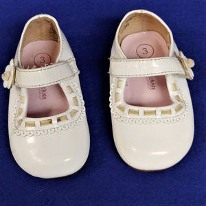 Baby White Mary Jane Shoes Sz 3 Gen Kids Osgosh